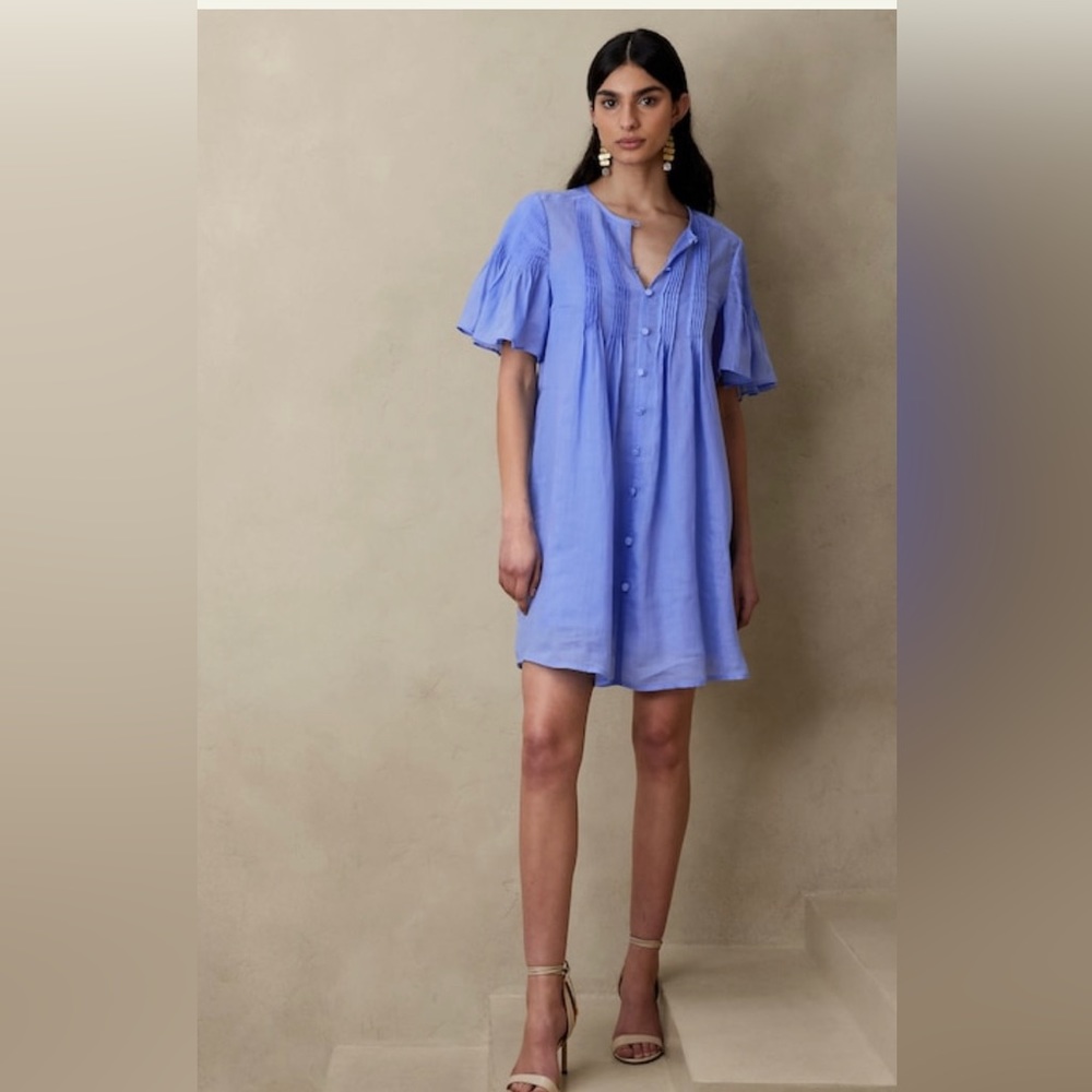 NWT Banana Republic Ramie Pintuck Dress Artic Sky Blue. Small